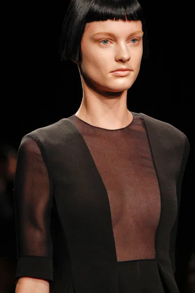 Look 37